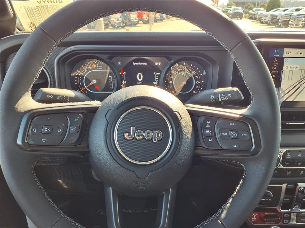 2026 Jeep Gladiator Rubicon Bright White Clearcoat at League City CDJR