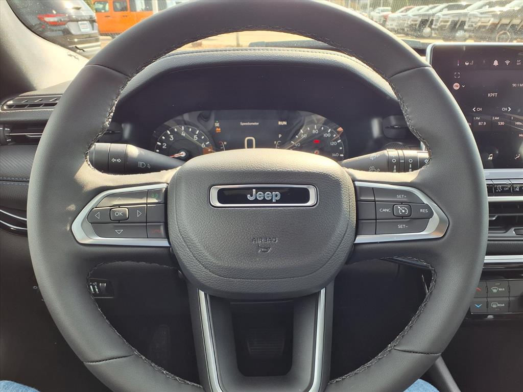2026 Jeep Compass Latitude Silver at League City CDJR