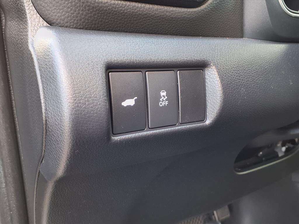 2023 Honda Pilot EX-L 8 Passenger - 11