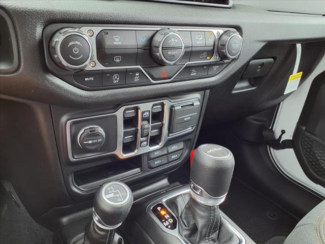 2025 Jeep Gladiator Sport