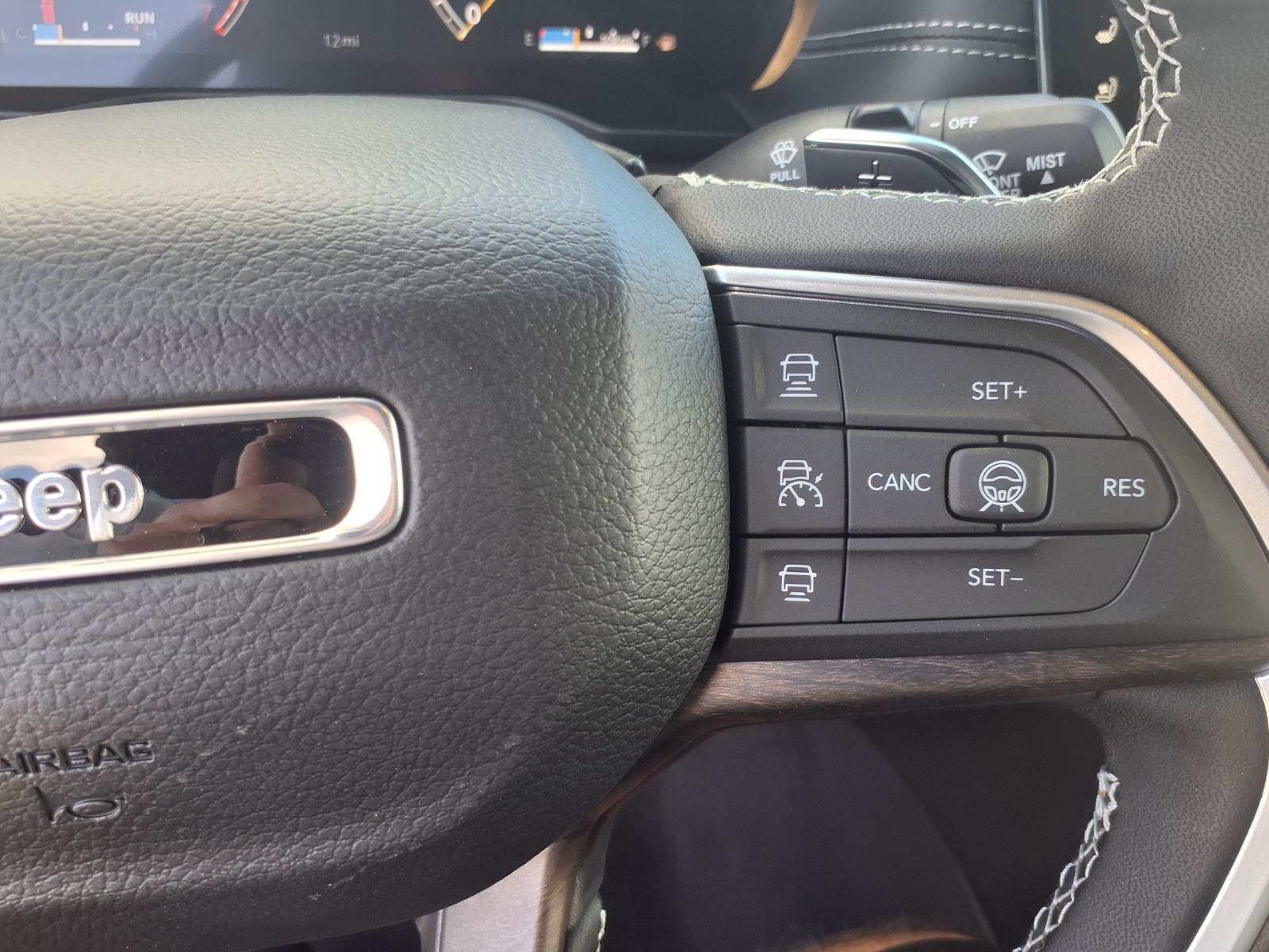 2026 Jeep Grand Cherokee Limited Gray at League City CDJR