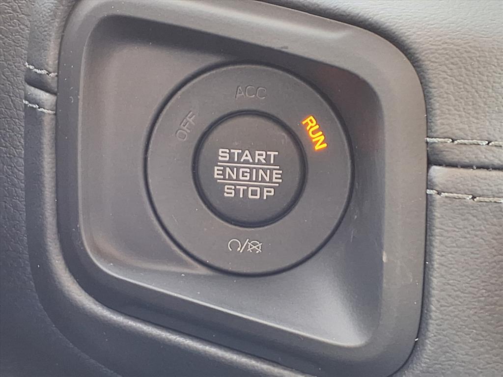 2026 Jeep Wrangler Rubicon Pj5 41 at League City CDJR