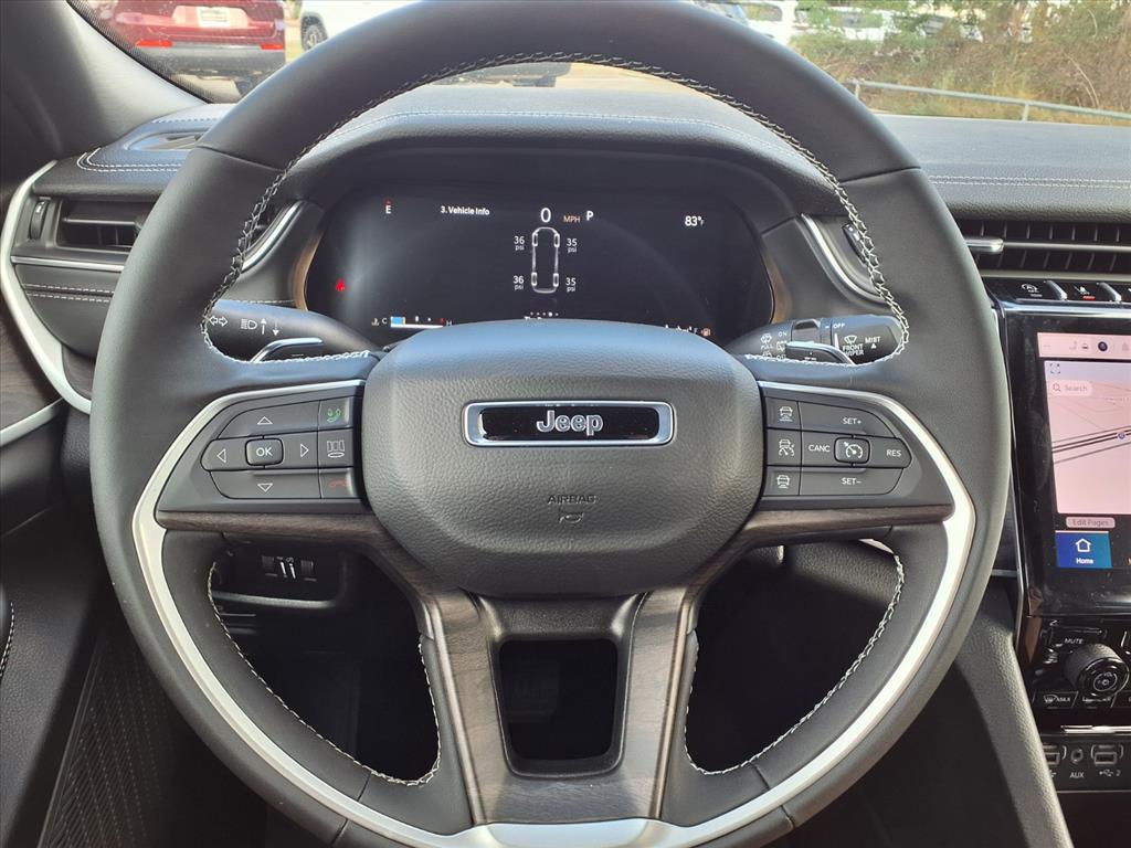2025 Jeep Grand Cherokee L Limited Bright White Clearcoat at League City CDJR