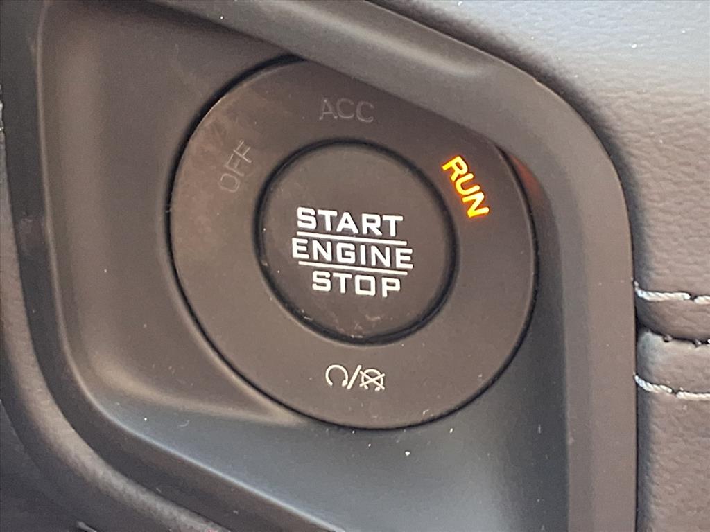 2026 Jeep Gladiator Rubicon Bright White Clearcoat at League City CDJR