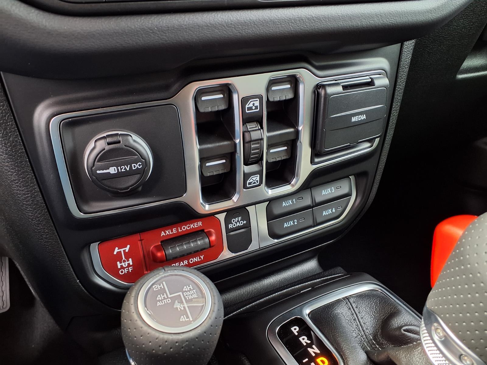 2026 Jeep Gladiator Mojave Black at League City CDJR