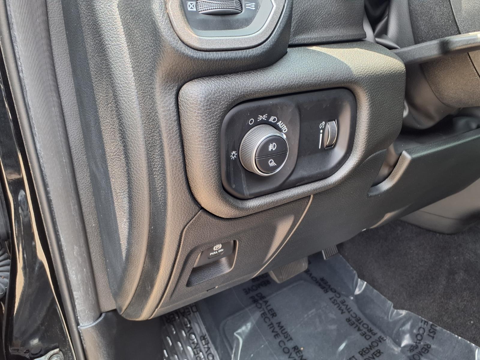2025 RAM 1500 Tradesman Diamond Black Crystal Pearlcoat at League City CDJR