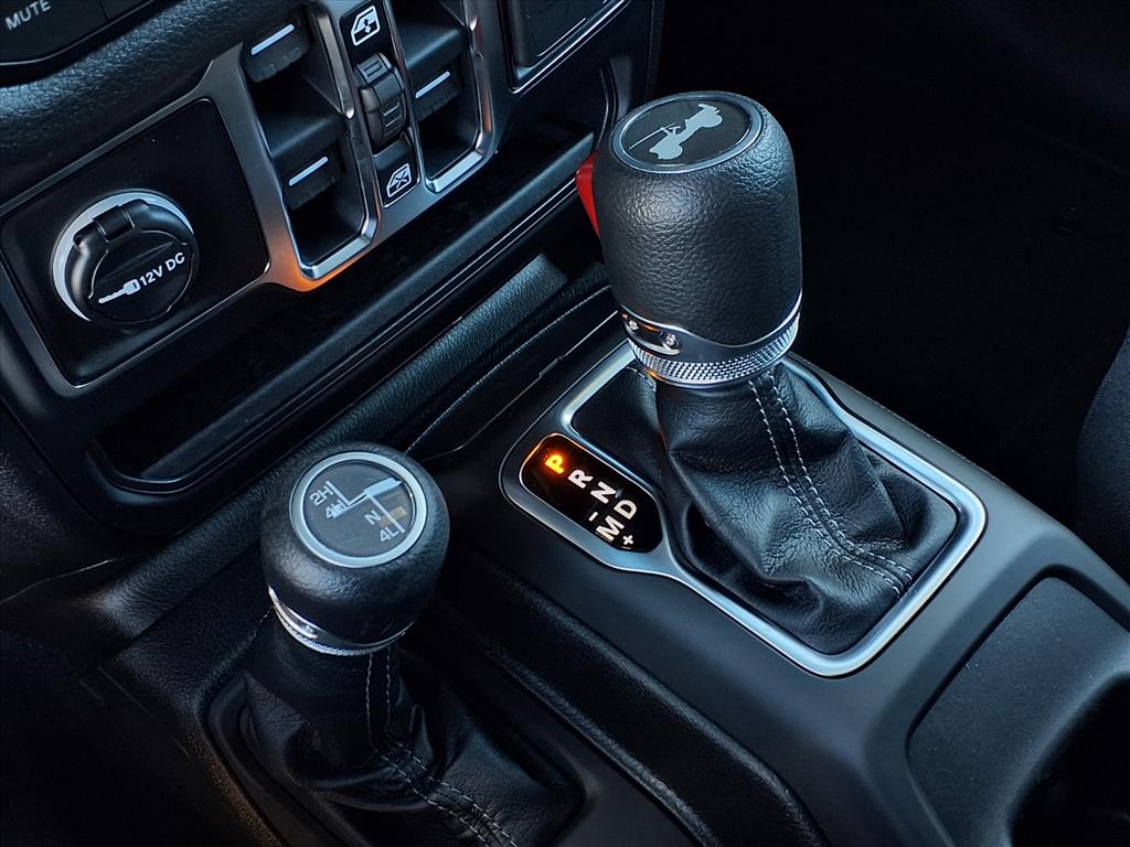 2026 Jeep Wrangler Sport Black Clearcoat at League City CDJR