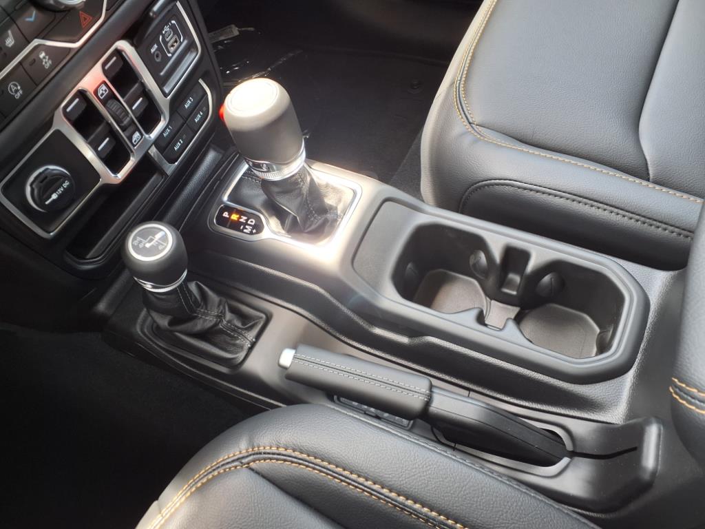 2025 Jeep Wrangler Sahara Black Clearcoat at League City CDJR