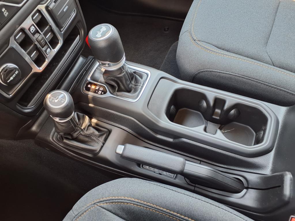 2025 Jeep Wrangler Sahara Black Clearcoat at League City CDJR