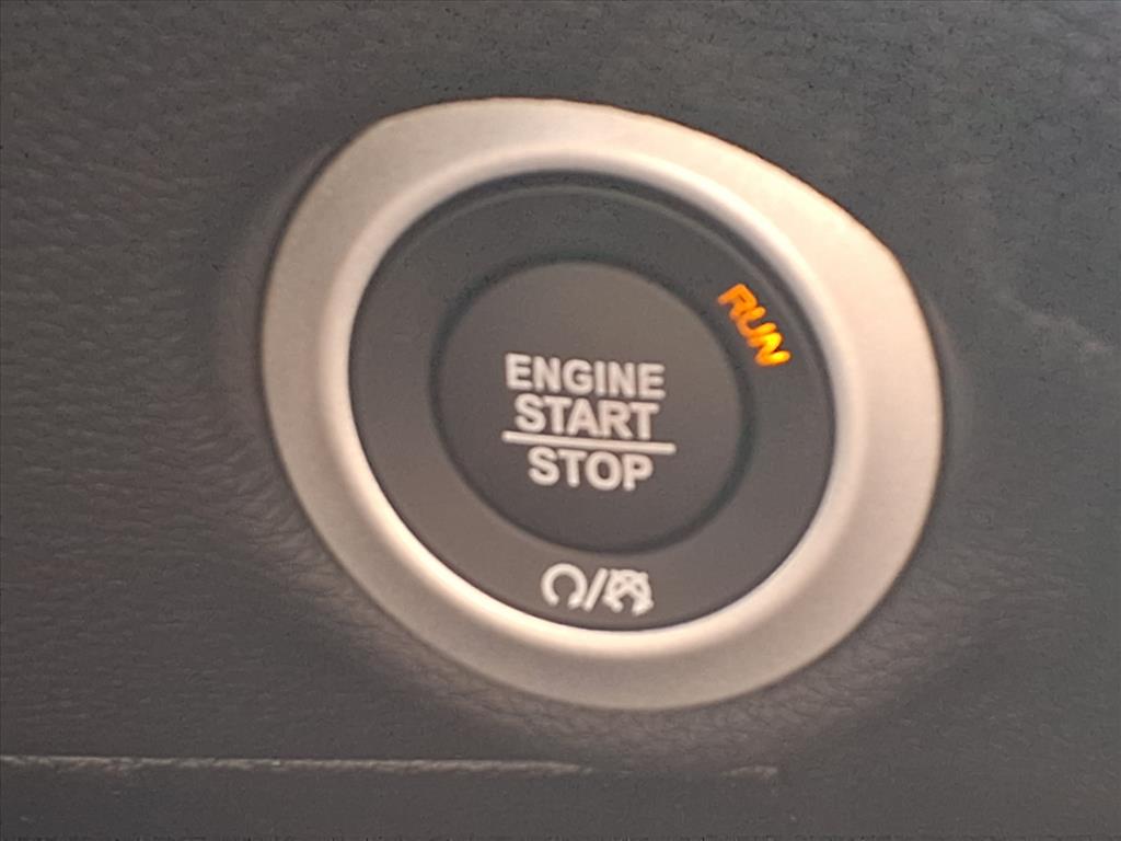 2026 Chrysler Pacifica Select Silver at League City CDJR