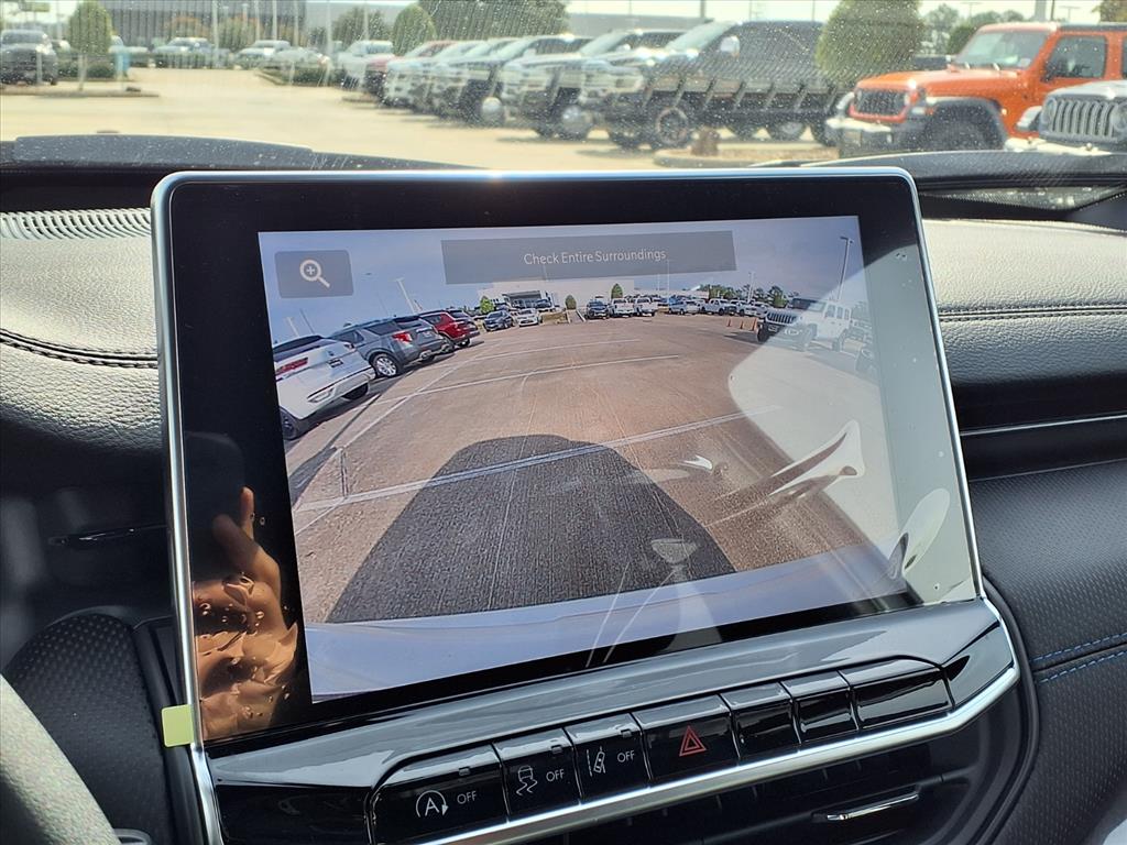 2026 Jeep Compass Latitude White at League City CDJR