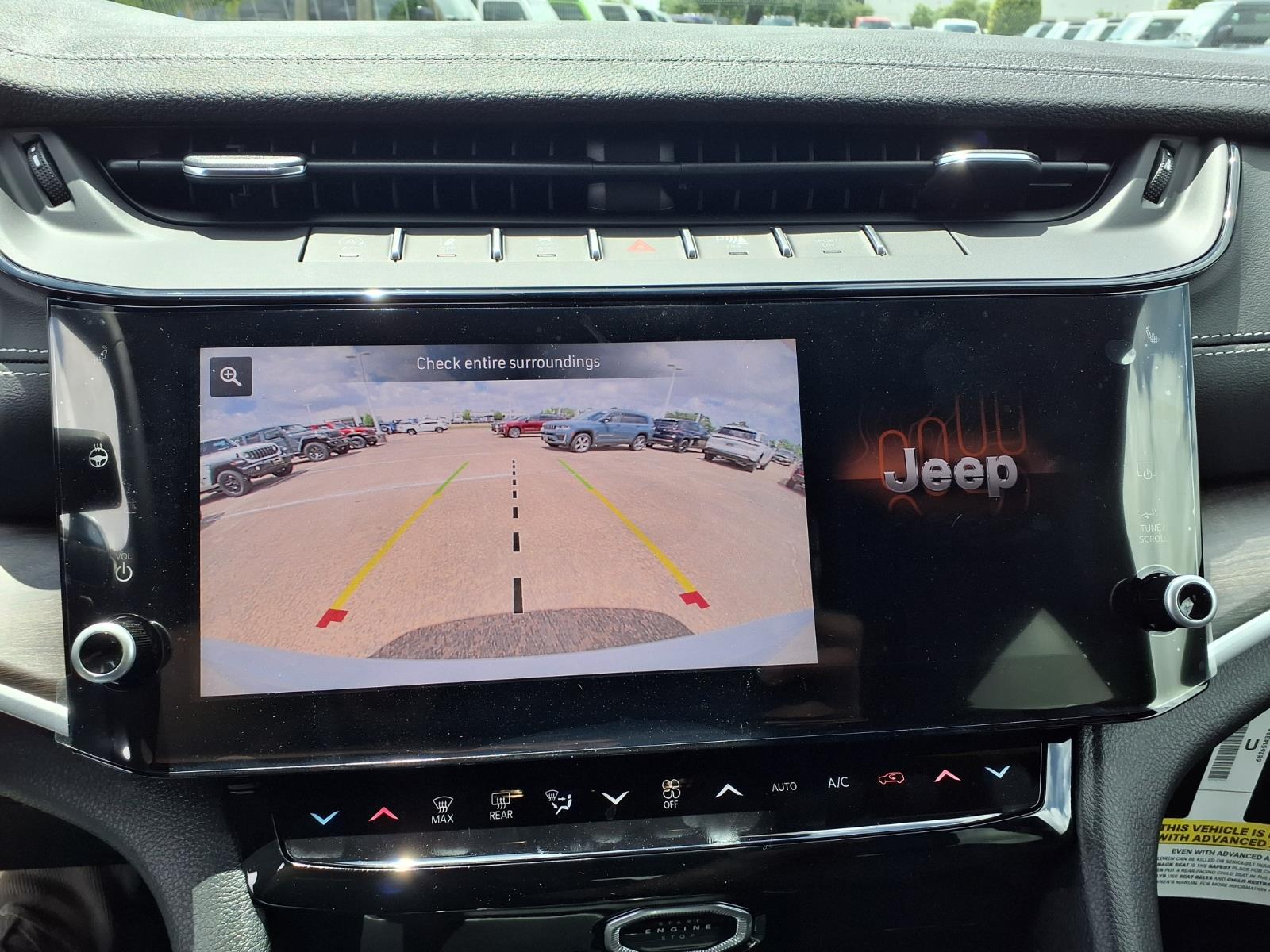 2026 Jeep Grand Cherokee  White at League City CDJR