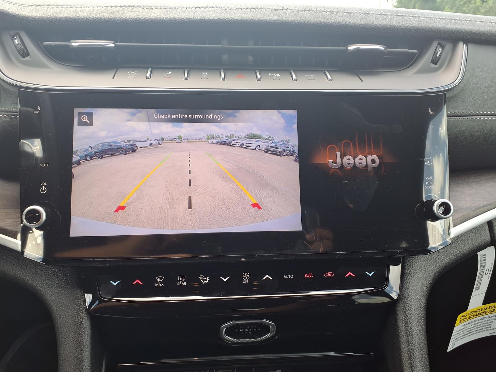 2026 Jeep Grand Cherokee  White at League City CDJR