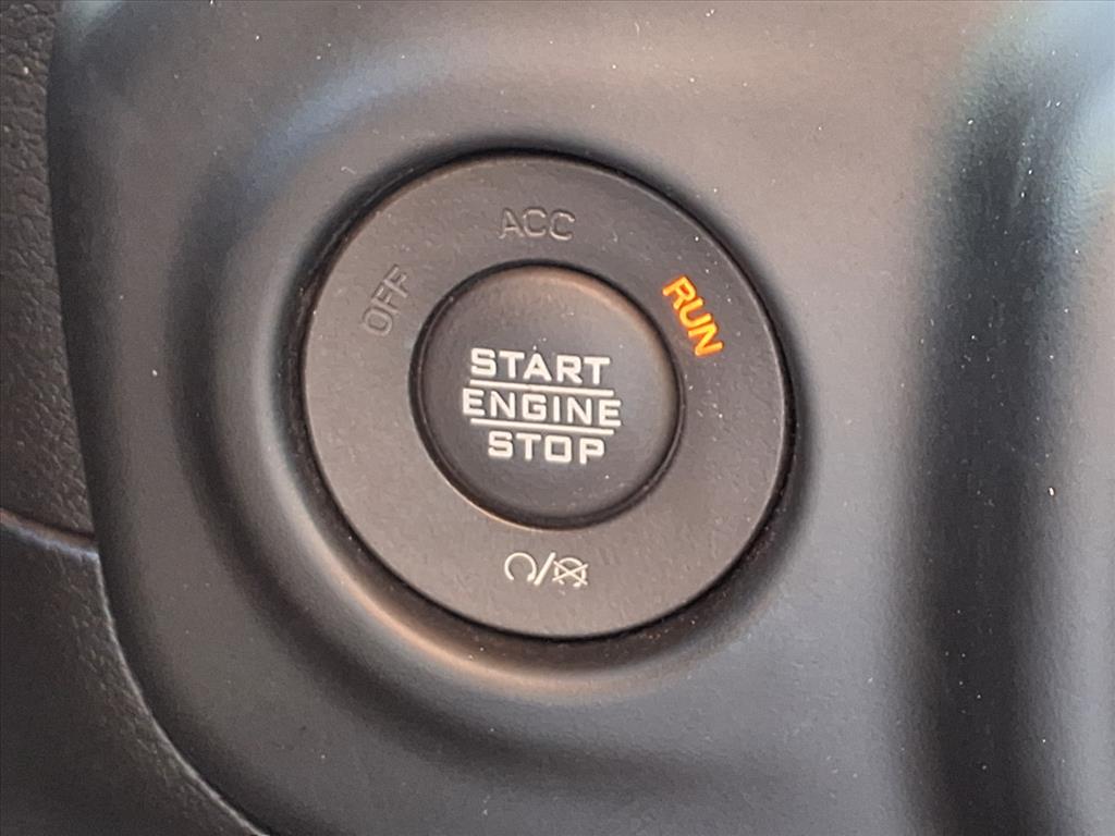 2020 Jeep Wrangler Unlimited Unlimited Sahara Billet Silver Metallic Clearcoat at League City CDJR