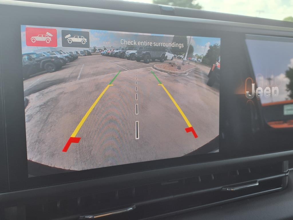 2025 Jeep Wrangler Sahara Granite Crystal Clearcoat Metallic at League City CDJR