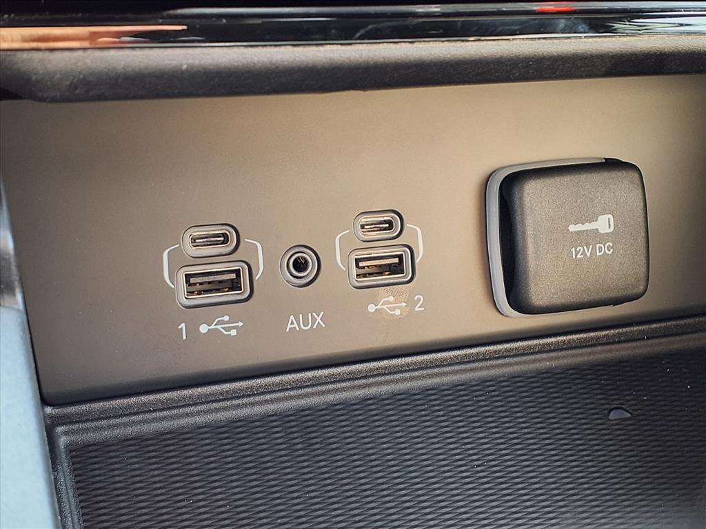 2025 Jeep Grand Cherokee Limited Metallic at League City CDJR