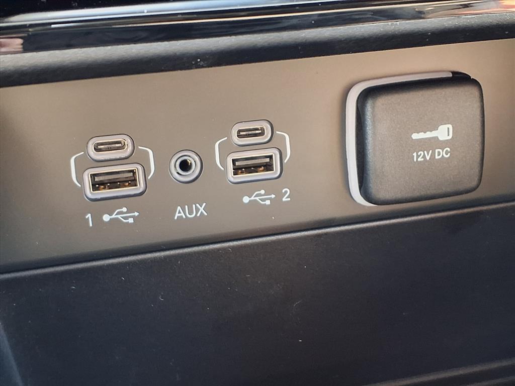 2025 Jeep Grand Cherokee Limited White at League City CDJR