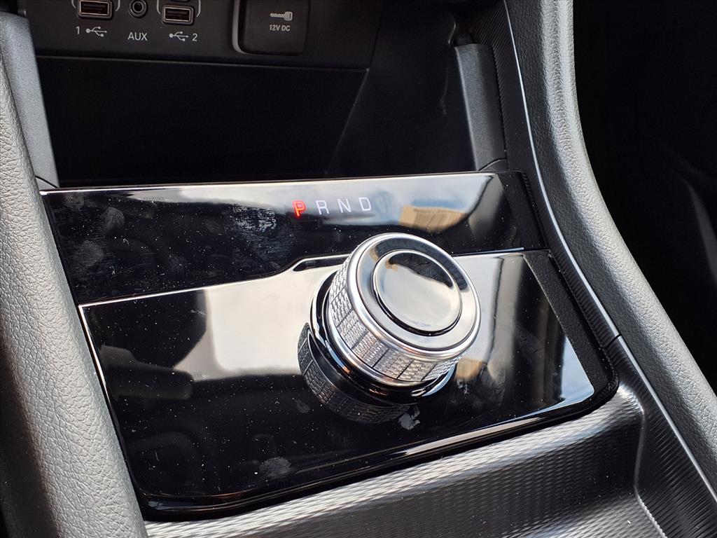 2025 Jeep Grand Cherokee L Laredo White at League City CDJR