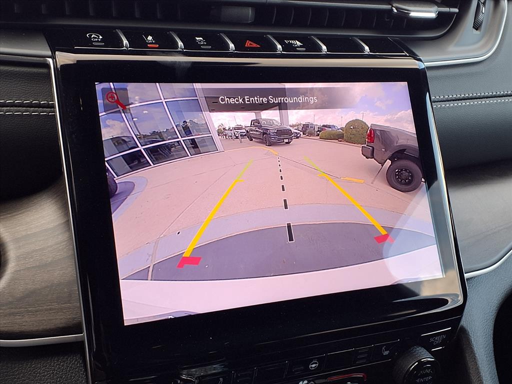 2025 Jeep Grand Cherokee L Limited Bright White Clearcoat at League City CDJR