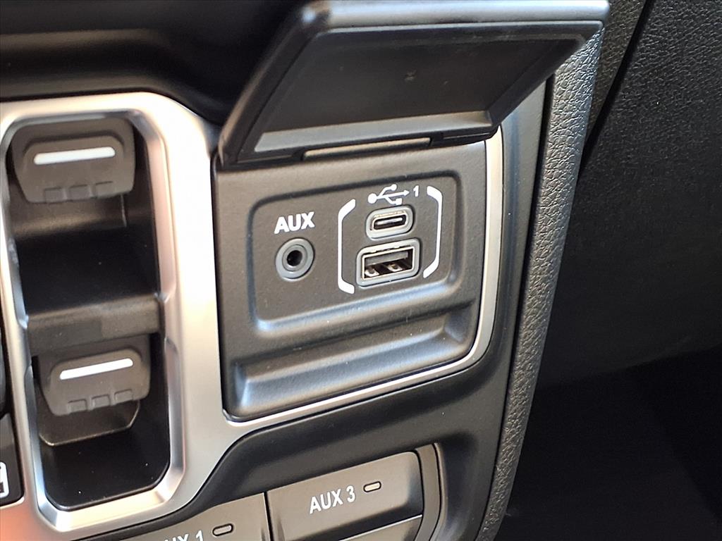 2026 Jeep Gladiator Sport Black Clearcoat at League City CDJR