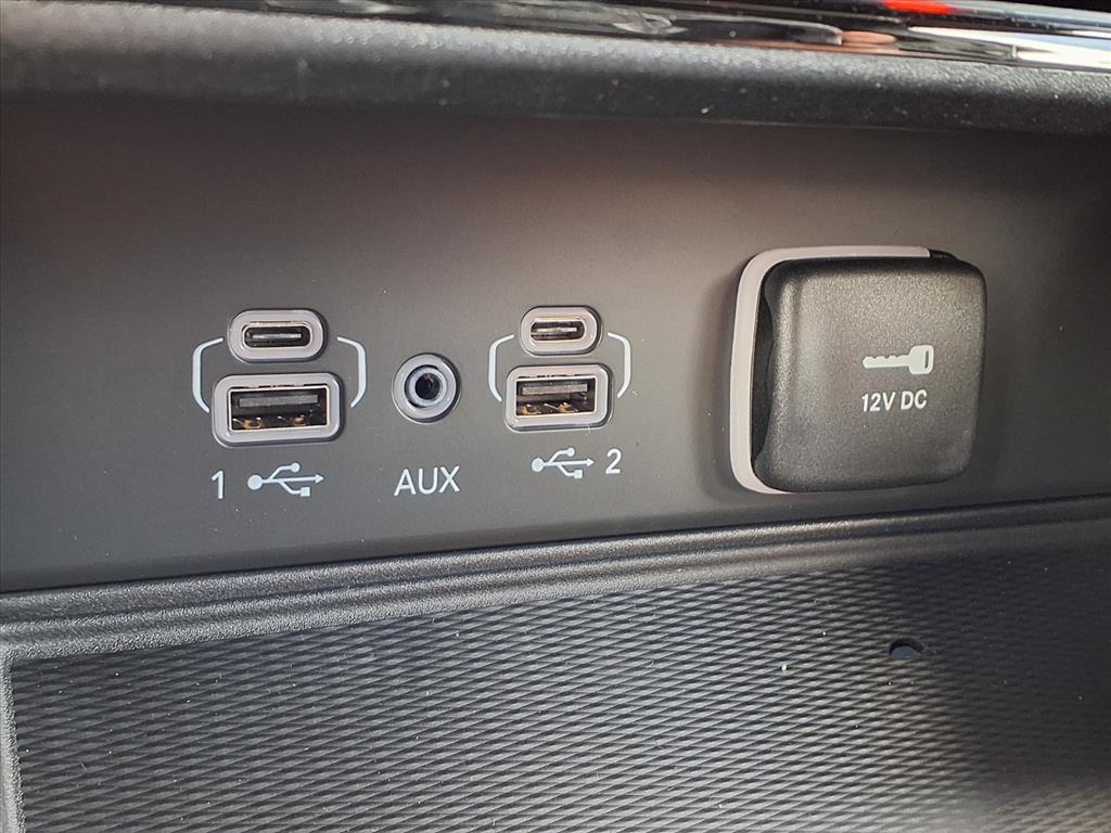 2025 Jeep Grand Cherokee Laredo Metallic at League City CDJR