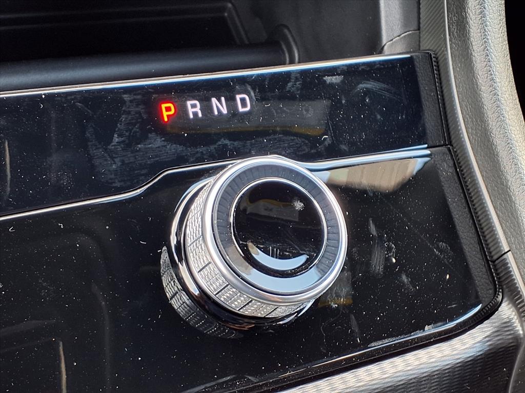 2025 Jeep Grand Cherokee Laredo Bright White Clearcoat at League City CDJR