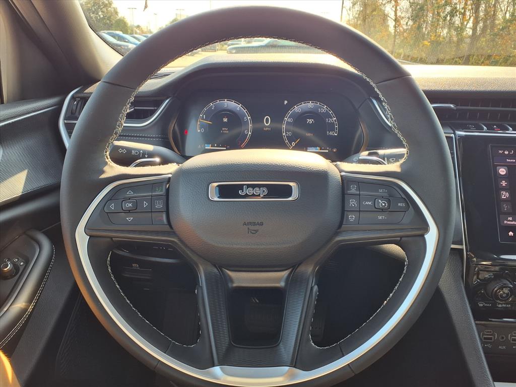 2025 Jeep Grand Cherokee L Laredo Bright White Clearcoat at League City CDJR