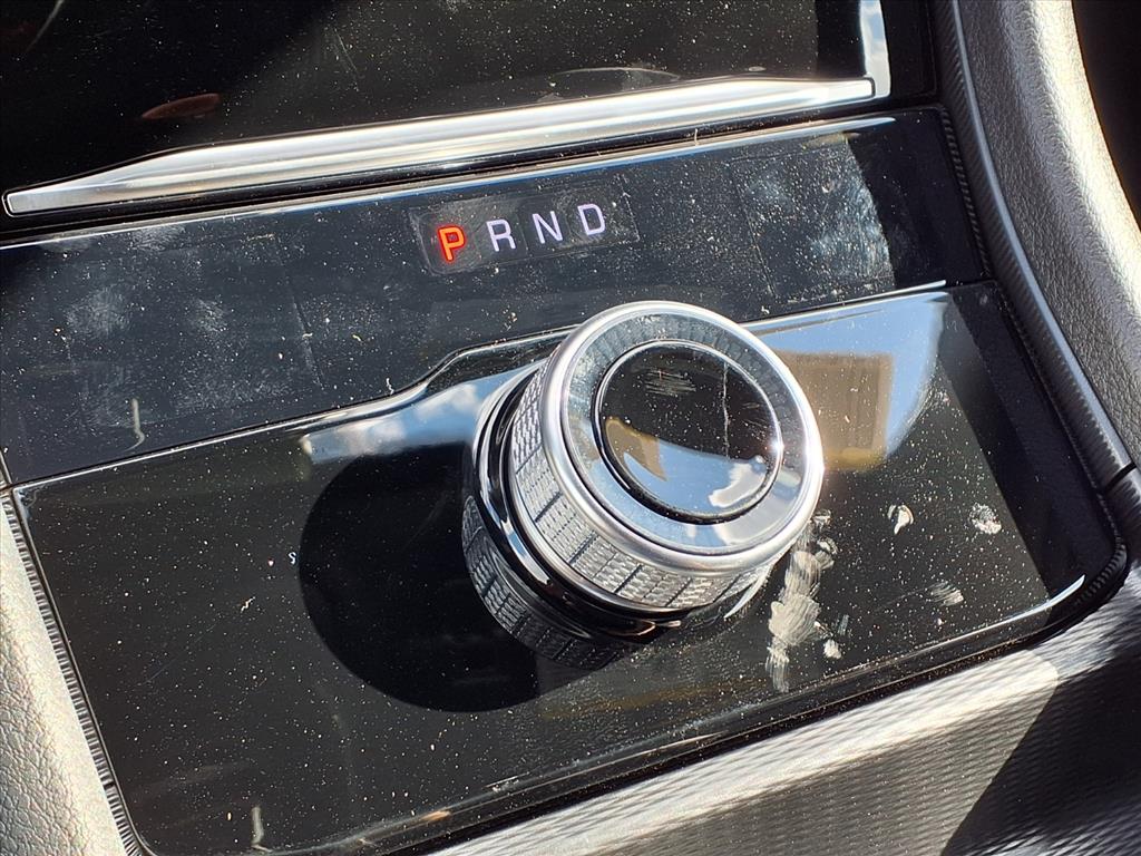 2025 Jeep Grand Cherokee L Limited Bright White Clearcoat at League City CDJR