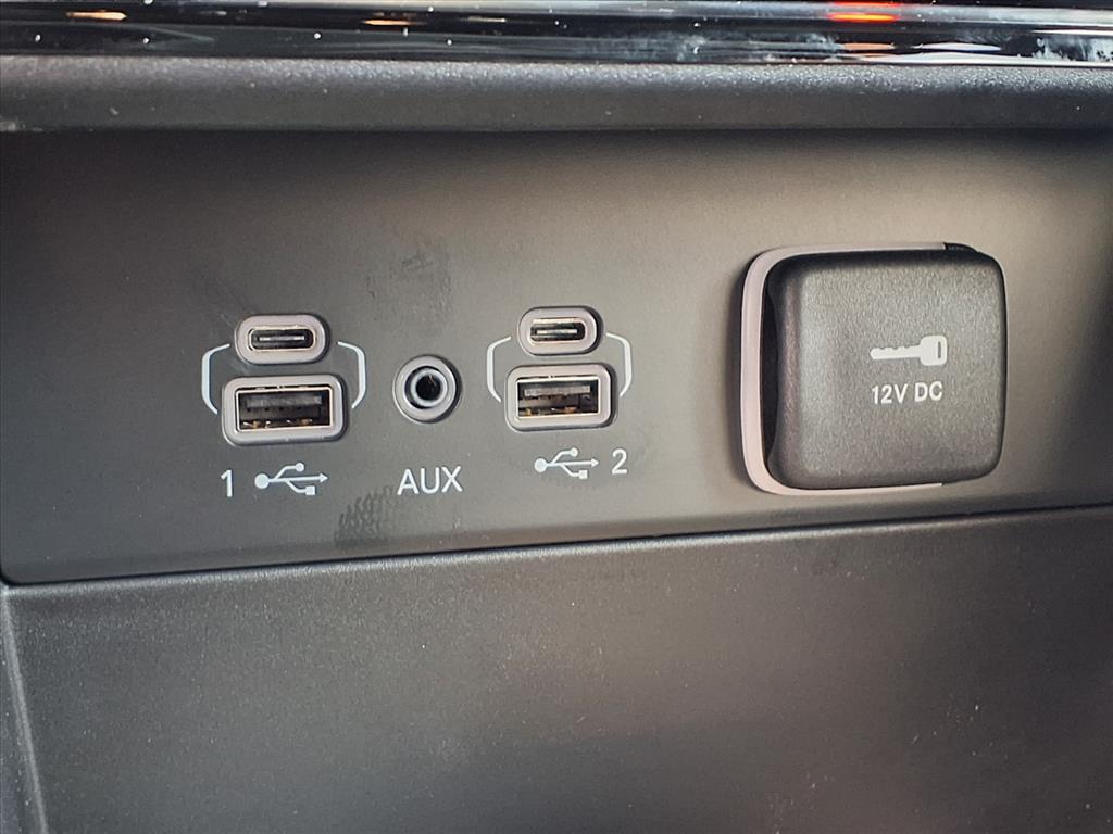 2025 Jeep Grand Cherokee L Limited Bright White Clearcoat at League City CDJR