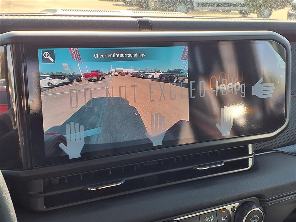 2025 Jeep Gladiator Rubicon Anvil Clearcoat at League City CDJR