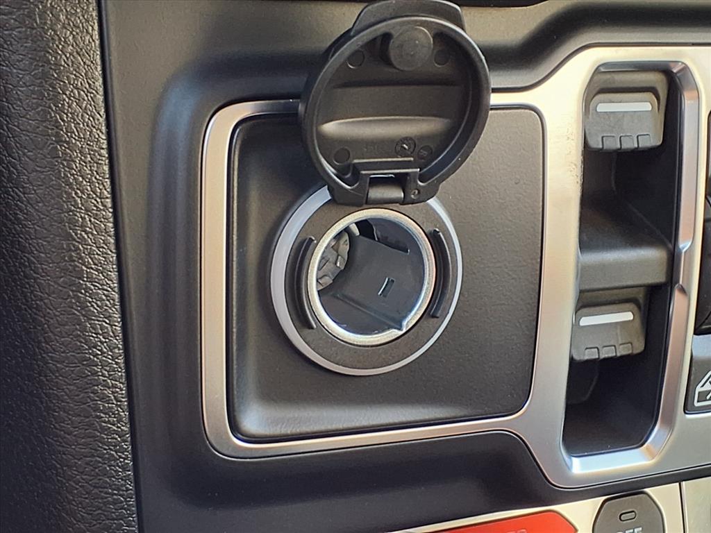 2026 Jeep Gladiator Mojave Anvil Clearcoat at League City CDJR