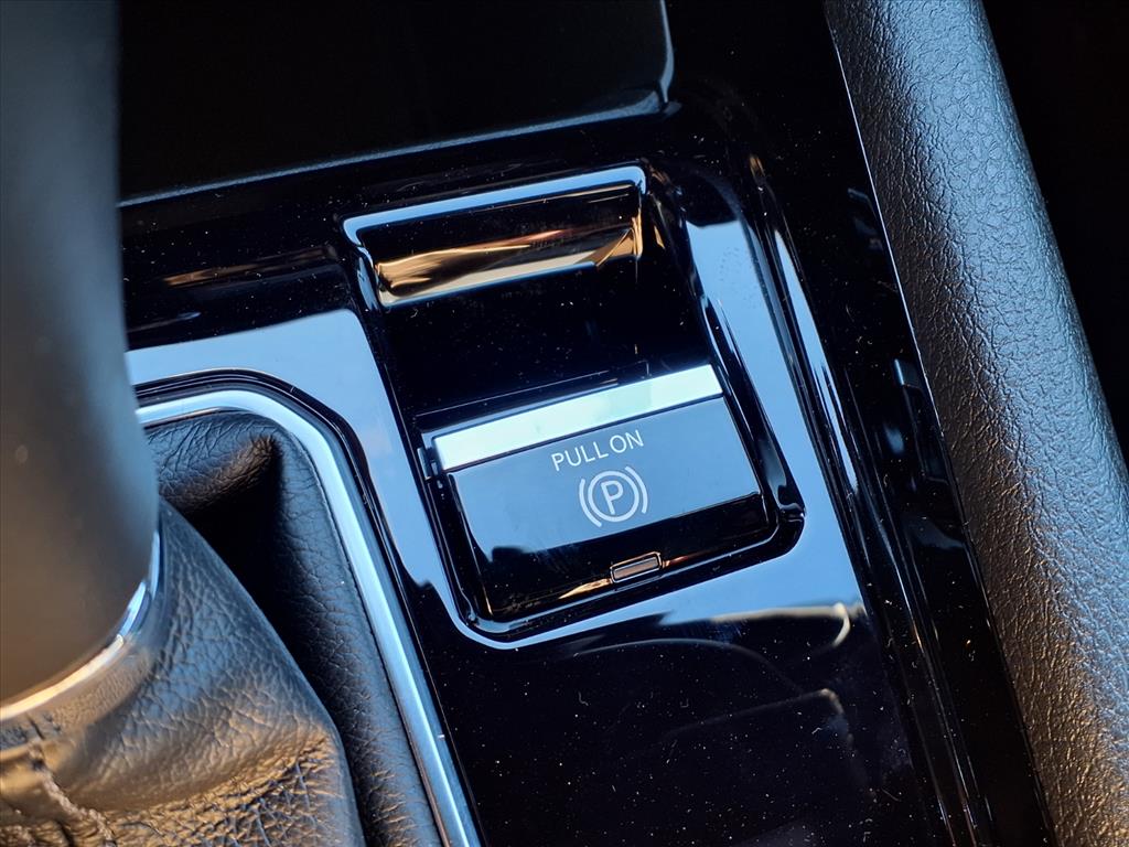 2026 Jeep Compass Latitude Bright White Clearcoat at League City CDJR