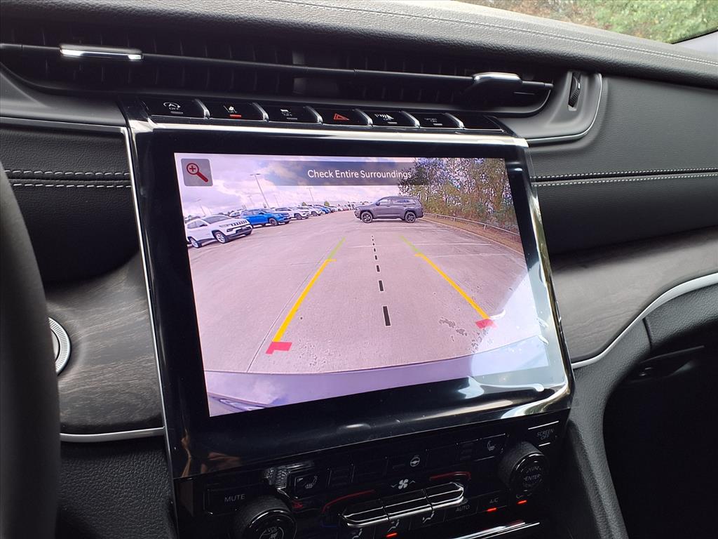 2025 Jeep Grand Cherokee L Limited Metallic at League City CDJR