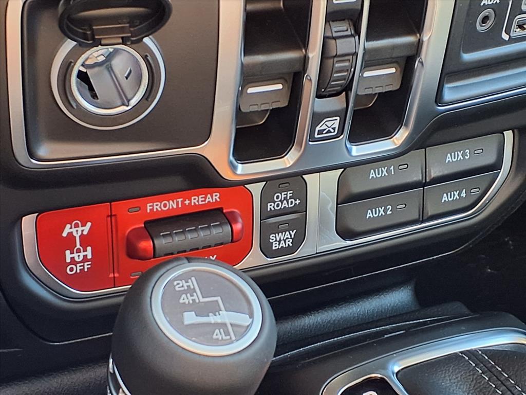 2025 Jeep Gladiator Rubicon Anvil Clearcoat at League City CDJR