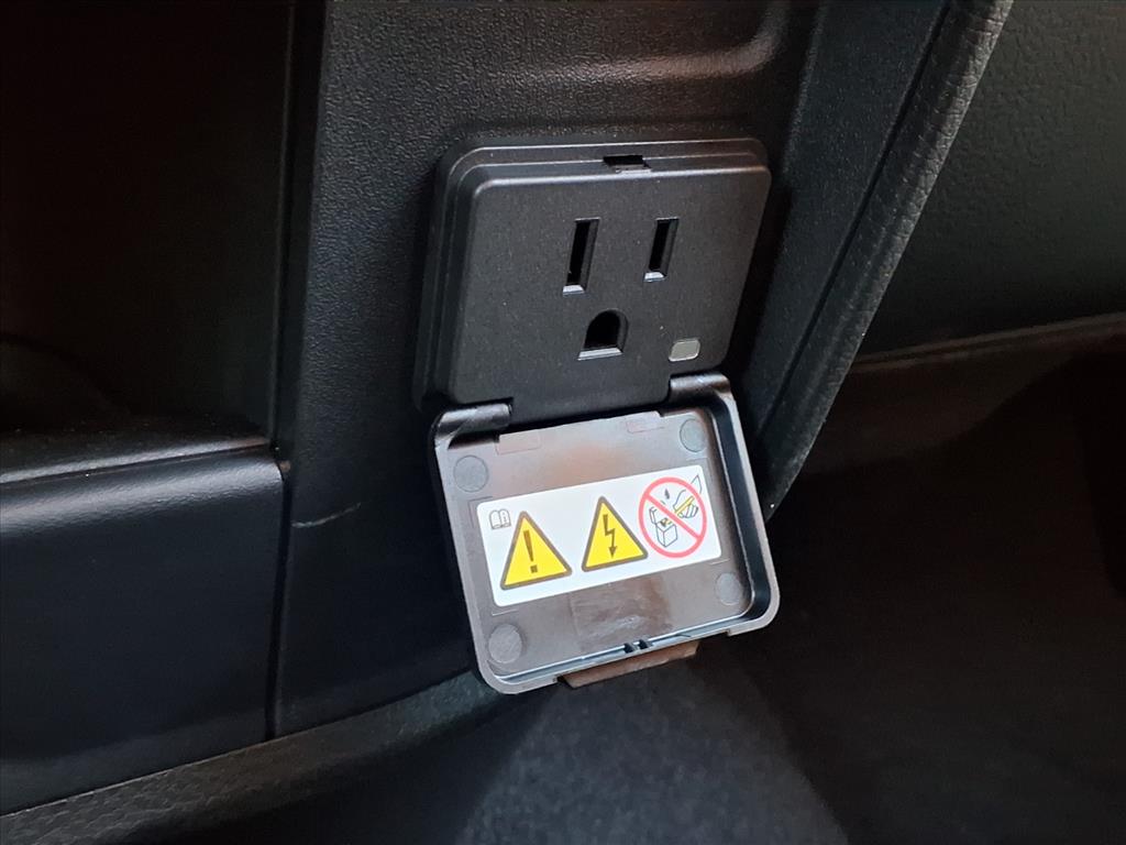 2026 RAM 2500 Tradesman Bright White Clearcoat at League City CDJR