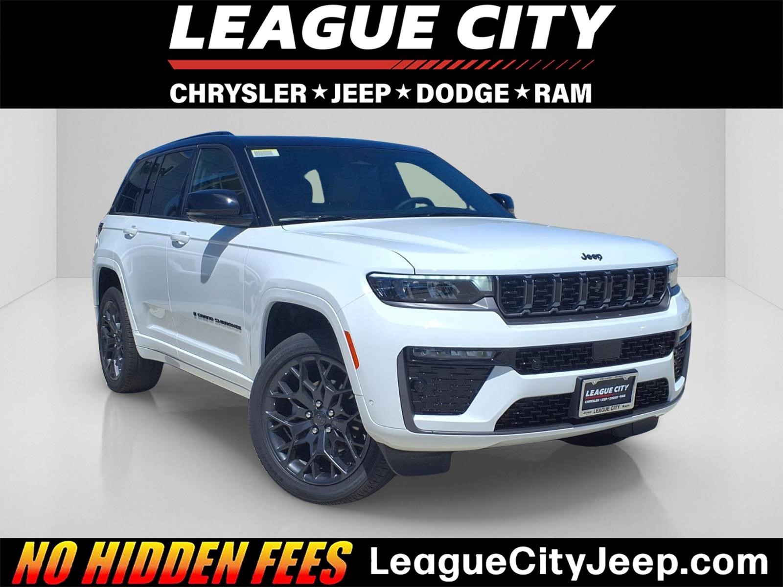 2026 Jeep Grand Cherokee Summit White at League City CDJR
