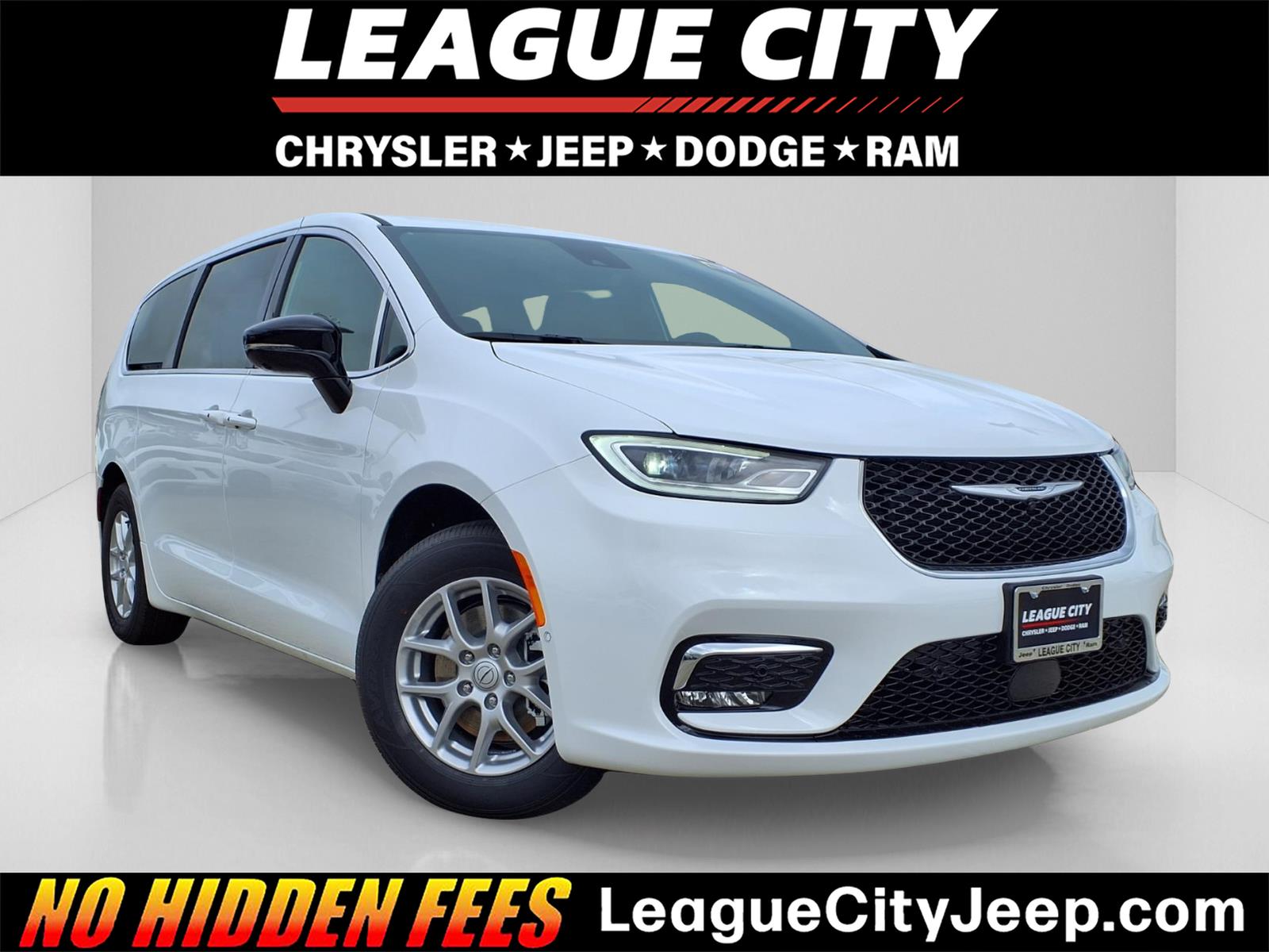 2026 Chrysler Pacifica Select White at League City CDJR