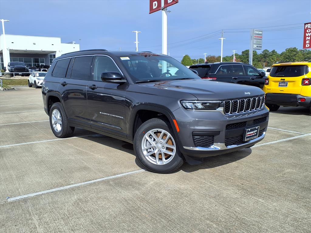 2025 Jeep Grand Cherokee L Laredo Metallic at League City CDJR