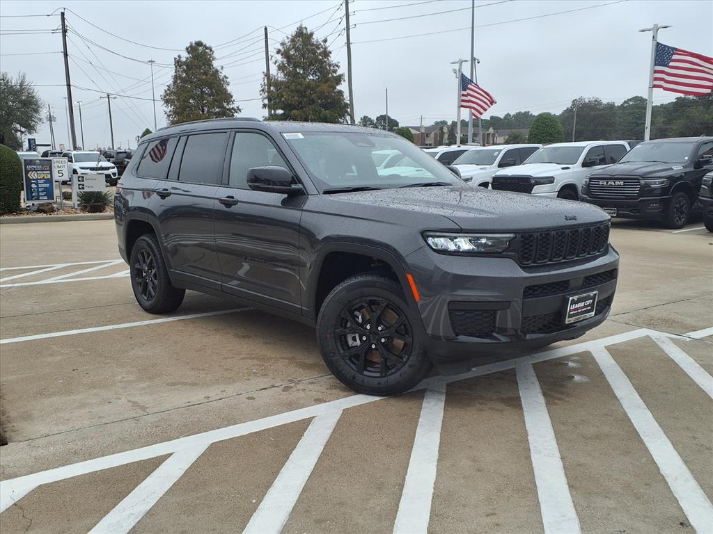 2025 Jeep Grand Cherokee L Laredo Metallic at League City CDJR