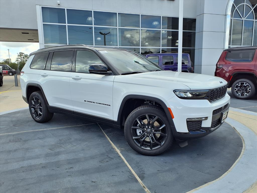 2025 Jeep Grand Cherokee L Limited Bright White Clearcoat at League City CDJR
