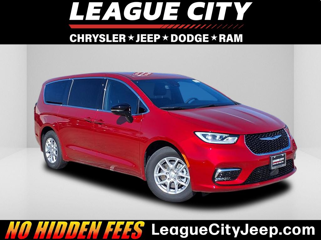 2026 Chrysler Pacifica Select Red at League City CDJR