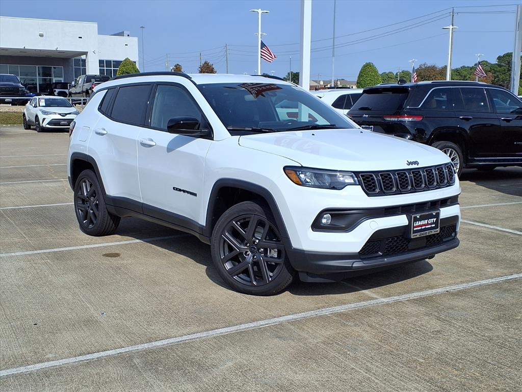 2026 Jeep Compass Latitude White at League City CDJR
