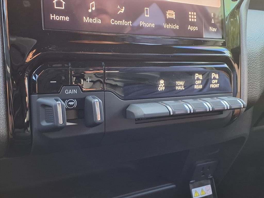 2026 RAM 2500 Tradesman Bright White Clearcoat at League City CDJR