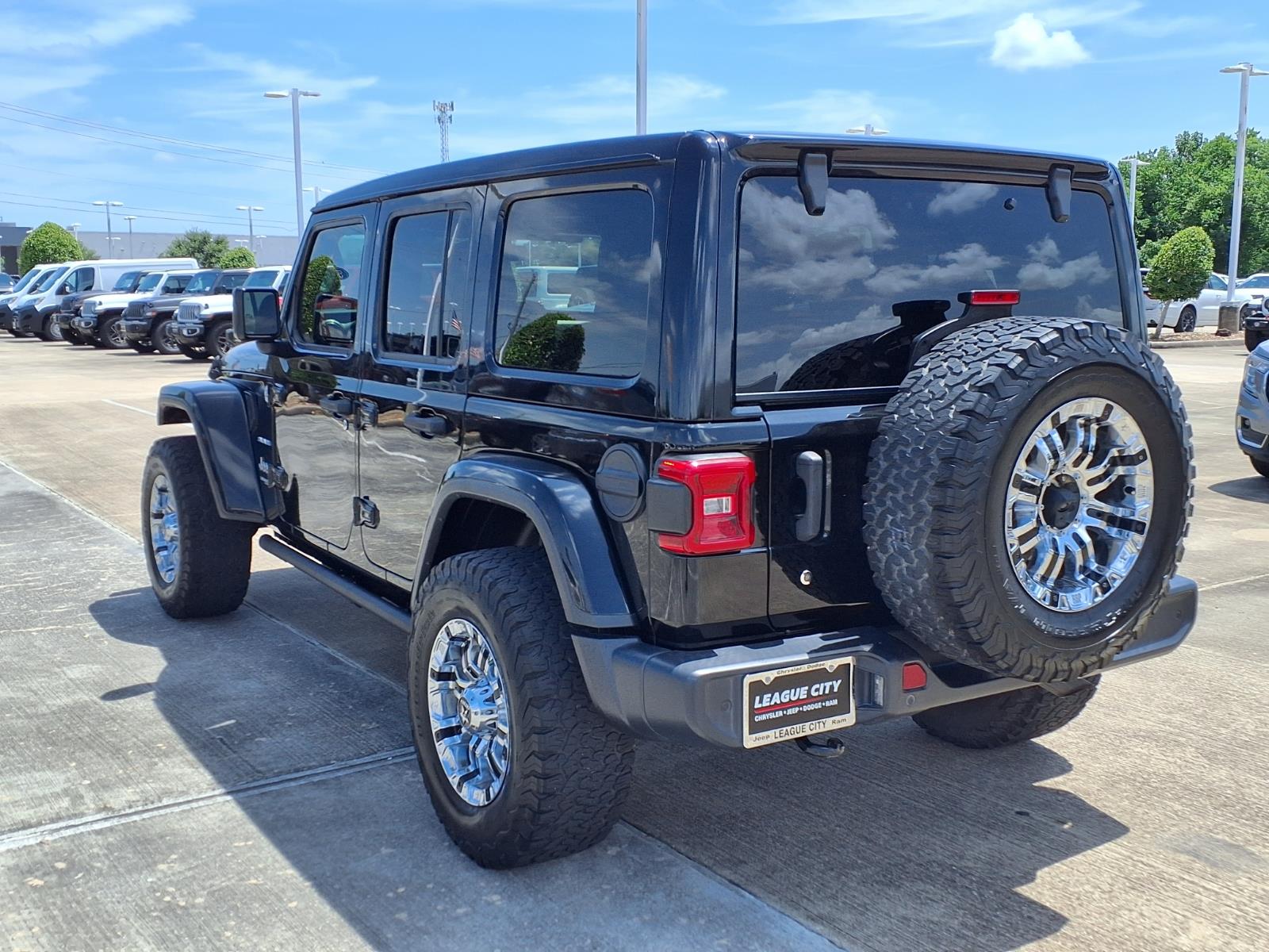 2019 Jeep Wrangler Unlimited Unlimited Sahara - 1
