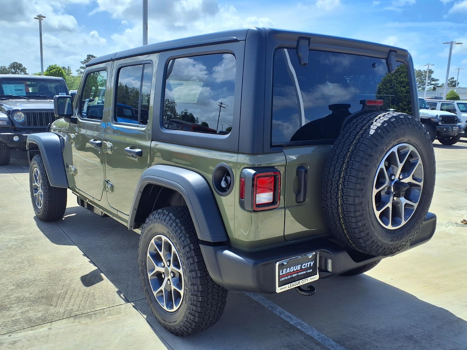 2026 Jeep Wrangler Sport Green at League City CDJR