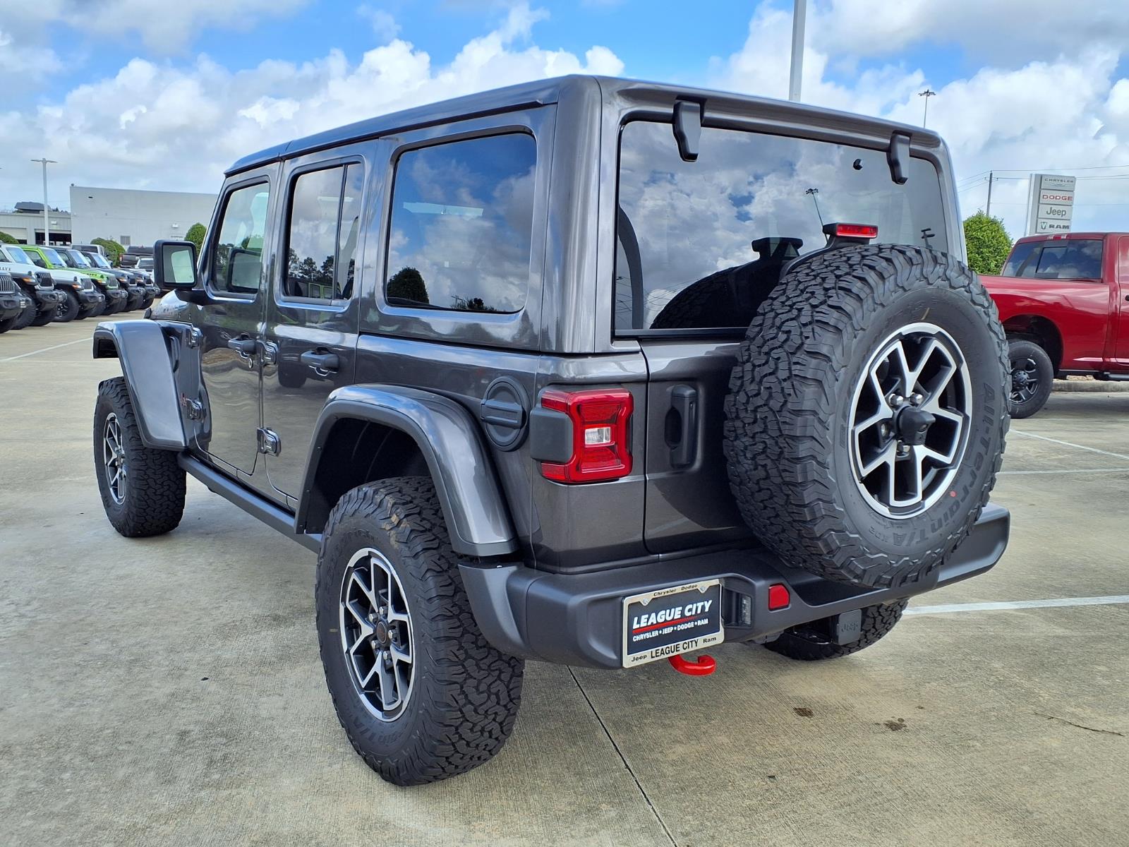 2026 Jeep Wrangler Rubicon Gray at League City CDJR