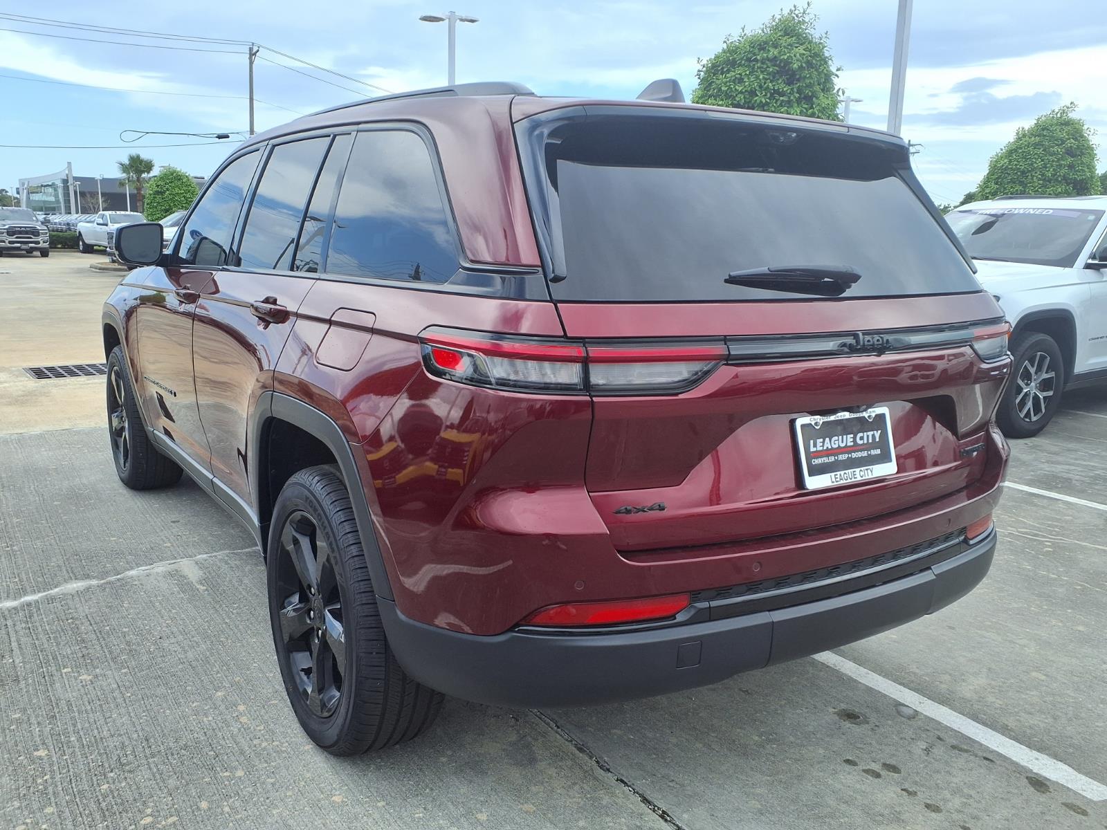 2023 Jeep Grand Cherokee Limited - 1
