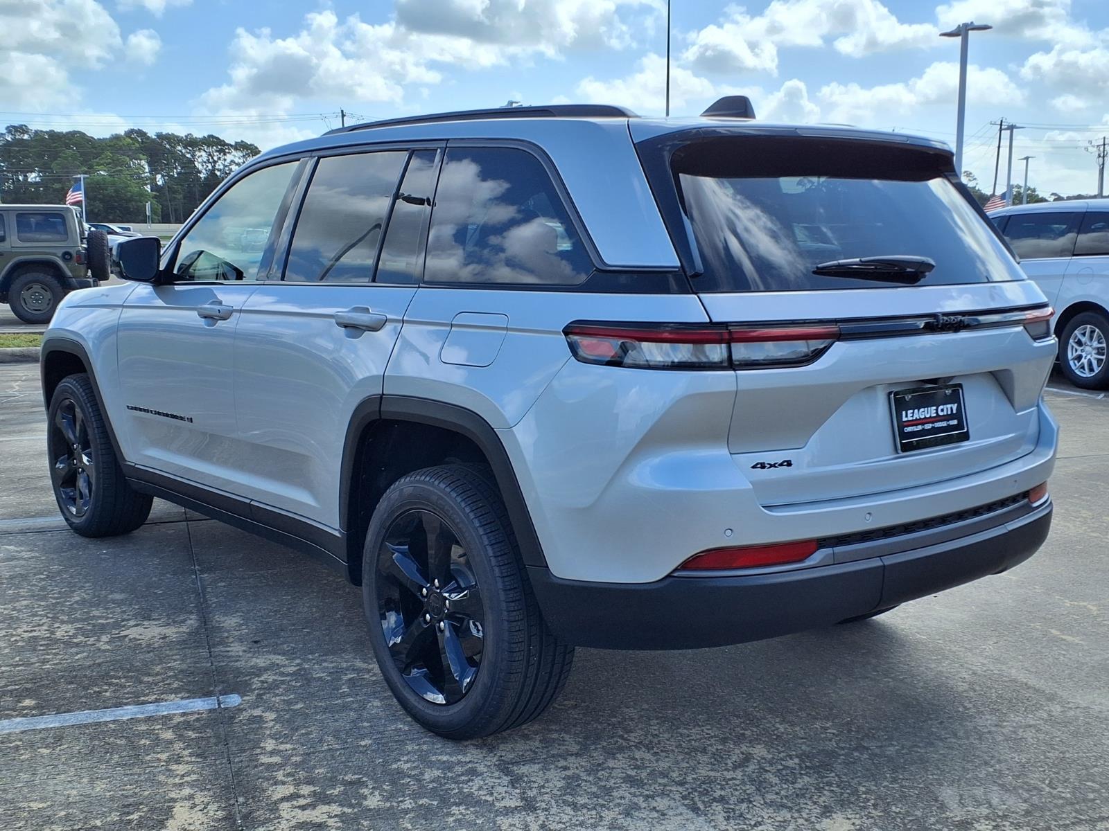 2026 Jeep Grand Cherokee Limited Silver at League City CDJR