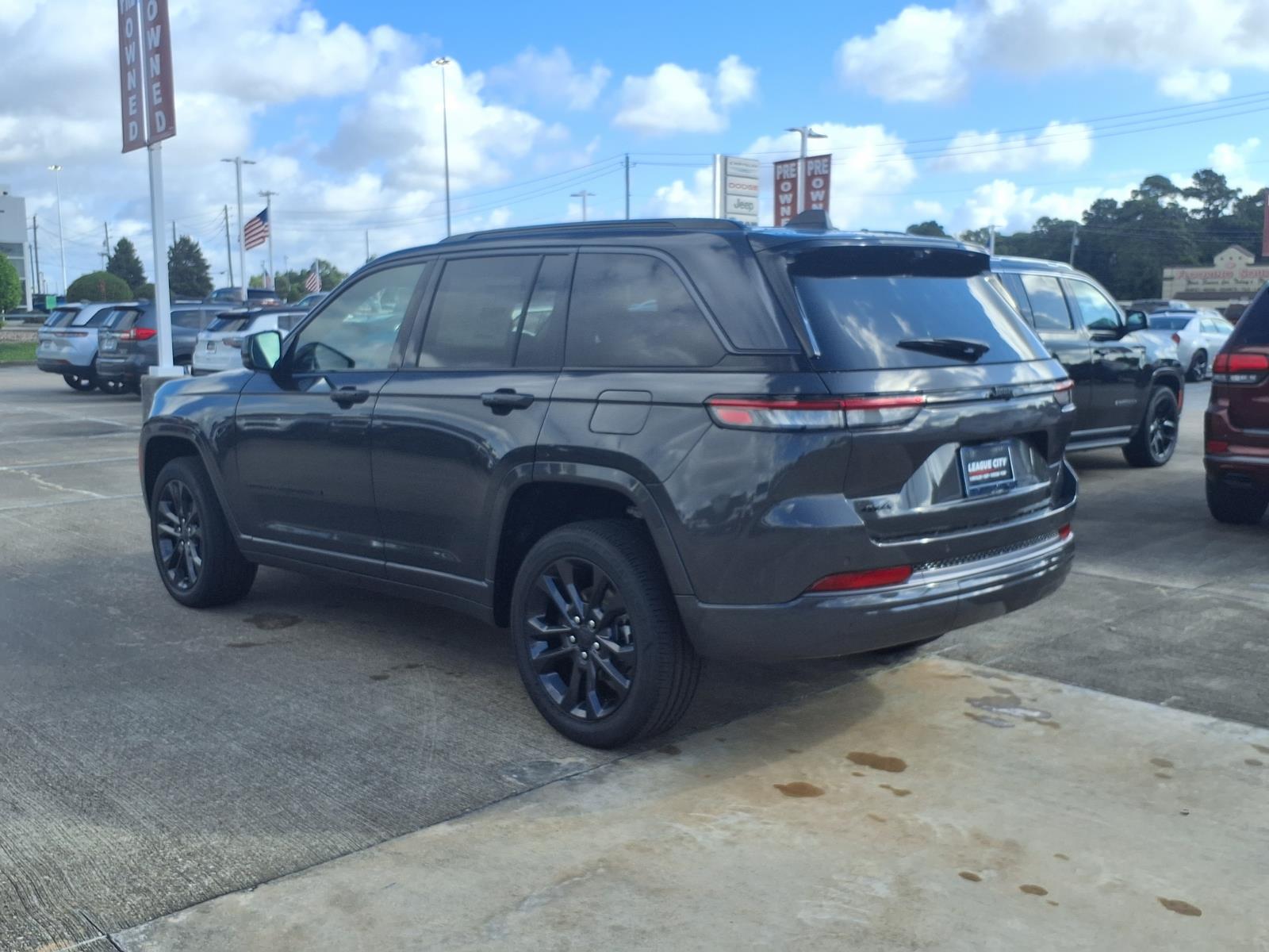 2026 Jeep Grand Cherokee Limited Gray at League City CDJR