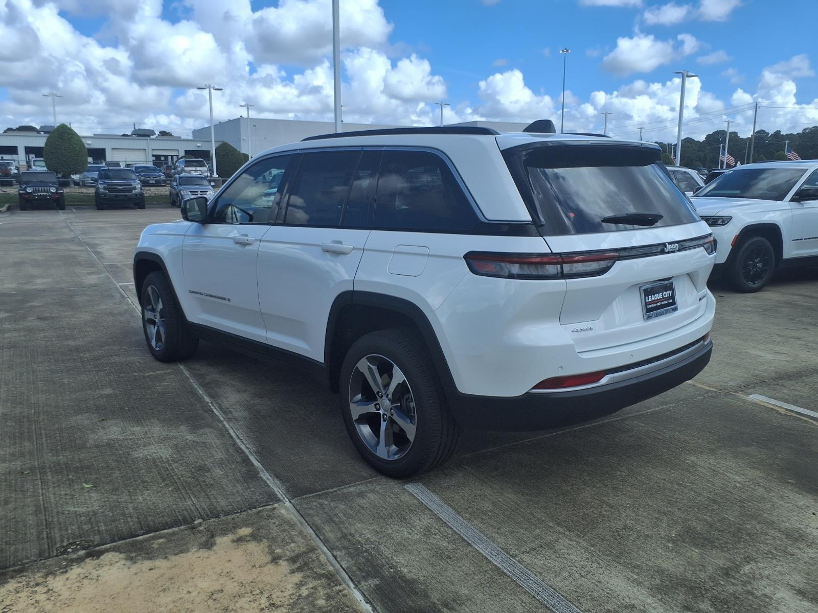 2026 Jeep Grand Cherokee Limited White at League City CDJR